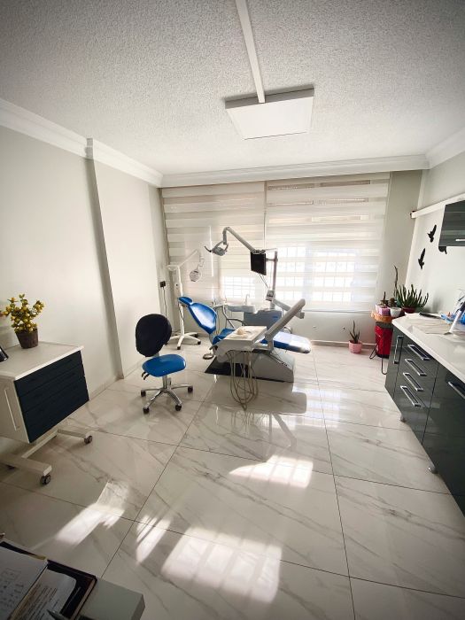 Zubní implantáty fotka